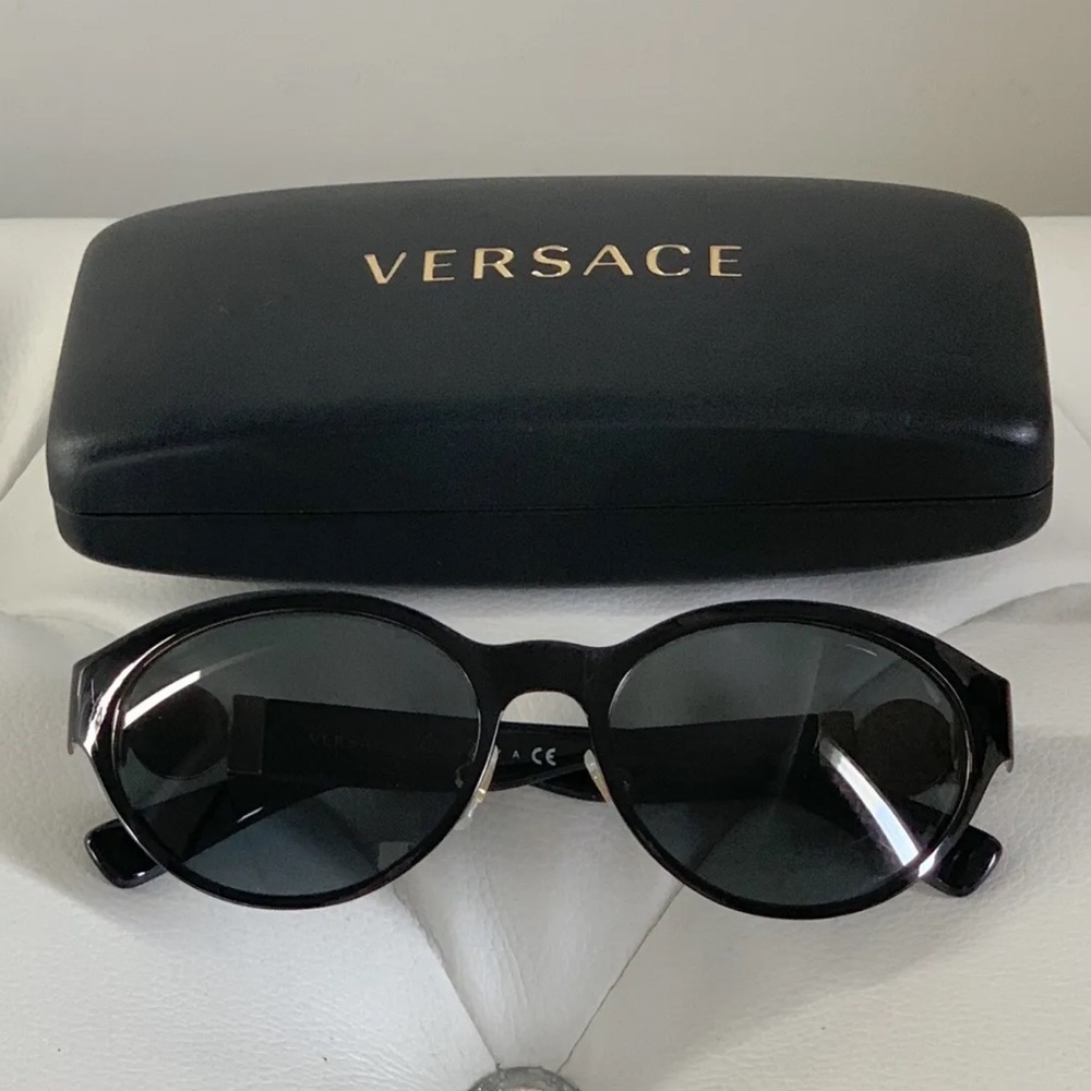 VERSACE 2179 Gold Logo Black Sunglasses